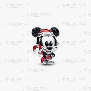 Pandora Disney Mickey Mouse Holiday Charm